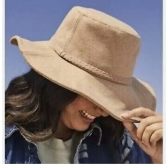 Accessories - 🌼FABFUNFIT BOHO / HIPPY STYLE HAT